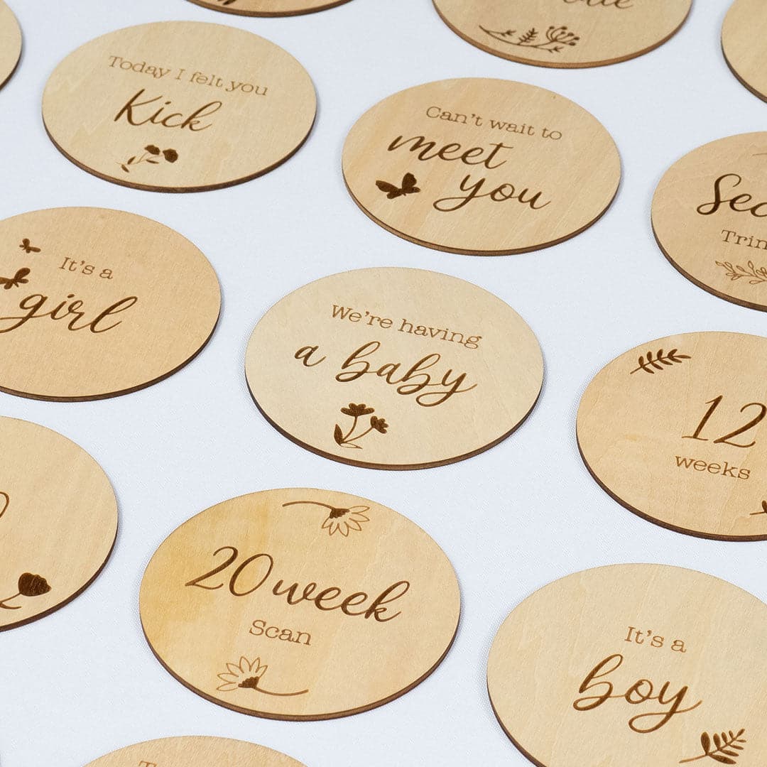 Wooden Pregnancy Milestone Discs