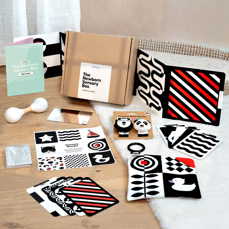 The Newborn Sensory Box (0-6+ mesi)