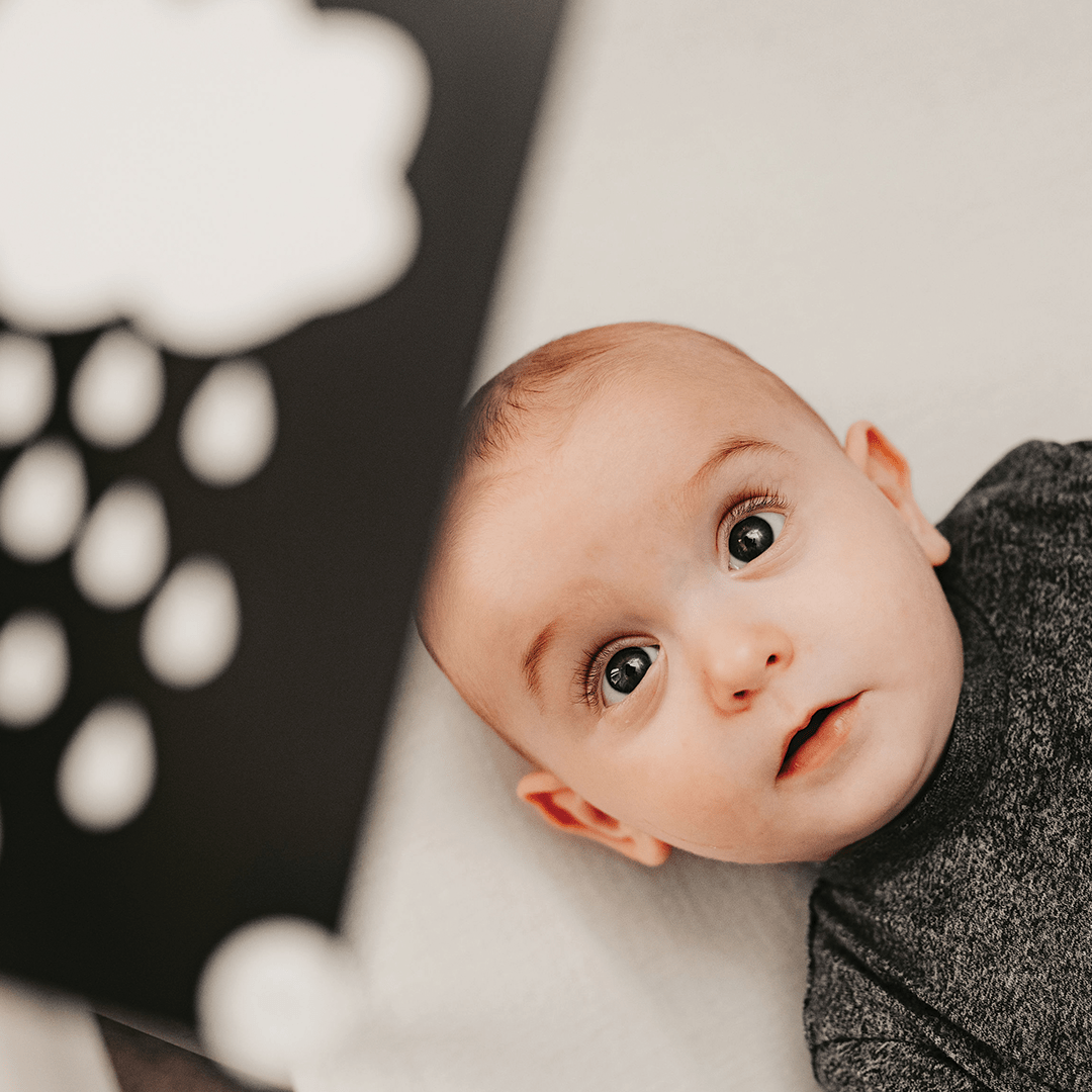 Sensorische Karteikarten für Babys ab 0 Monaten
